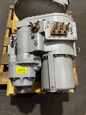 06nw2209s7na-a00 Carlyle / 380-460v 70 Ton Screw Compressor