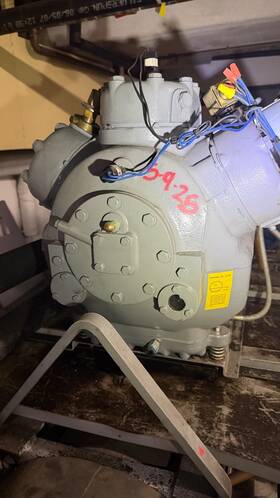 06e175360 Carrier Compressor Recently Rebuilt A Model 208/230/460v 3ph 20hp