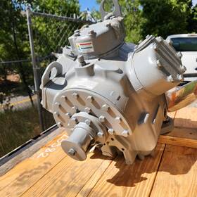 05gt937-b11a Carrier 17-44065-00 Transicold Pn. Model. A/c Compressor 6075/1364
