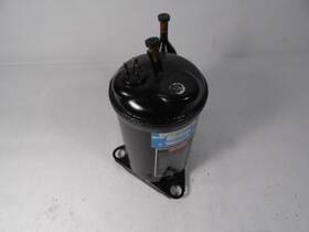 Aba060111b Carrier Corp Refrigeration Compressor Used