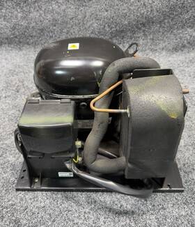 Unt2210uv Embraco Condensing Unit R290 208-230v 1 Phase Lbp 1-1/4 Hp