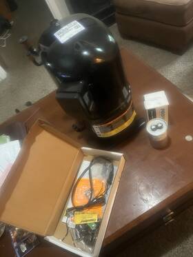 Crno-050e-tfd-970 Emerson Copeland Reciprocating Air Compressor 3 Ph 60hz 380v U3s