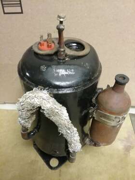T433mk4 G.e. Ge Rotary Compressor Model T433mk4/230vac/l.r.a. 31 / Obsolete Never Used