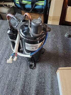 Ksn66e11vbzc1 Gmcc 907027188v 115v 60hz Lra29 Compressor