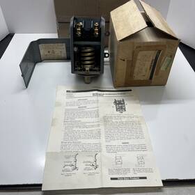 P11ba-1 Johnson Controls Pump And Air Compressor Control