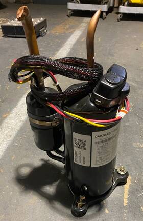 Gfo02ln002 Tcfg Compressor Da220a2t-20lb 24-220v 20-240hz