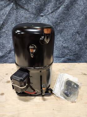 Ag133rt-003-j7 Tecumseh 5hp R22 200/230 3-ph 61k Btu 5-ton Compressor Ag5561ext
