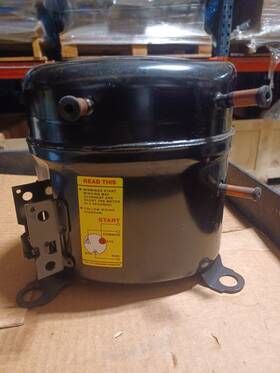 Ak168at-032-p4 Tecumseh Compressor 1/2 Hp 115v 6 300 Btu R134a Hermetic