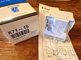 8200rvam21 Tecumseh K71-15 Compressor Start Relay # Rva7aekd 35a-400vac