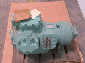 06ex275660 Trane Reciprocating Compressor 460 V 3 Ph 30 Ton T203087
