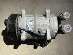 Que Oshkosh Refrigeration Compressor 3601201 4130-01-569-6593 5N978 0017367. Fixed Price $249.94.